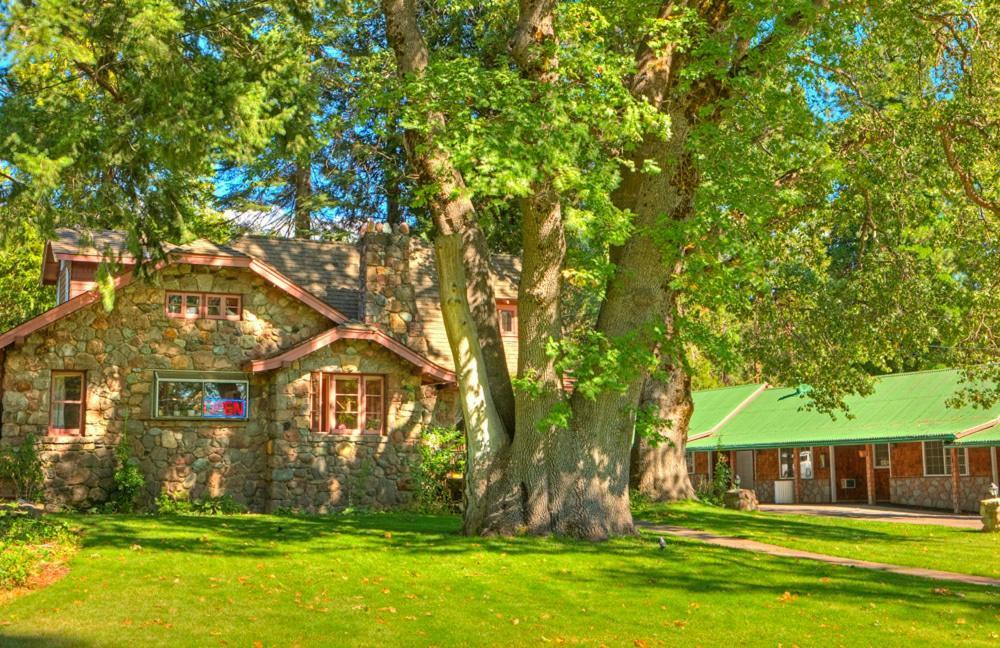 Strawberry Valley Inn Mount Shasta Kültér fotó